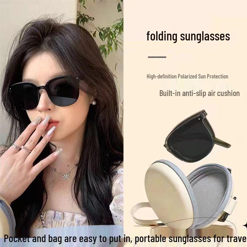Foldable Women's Sunglasses - Fashionable Sun Protection for Influencers