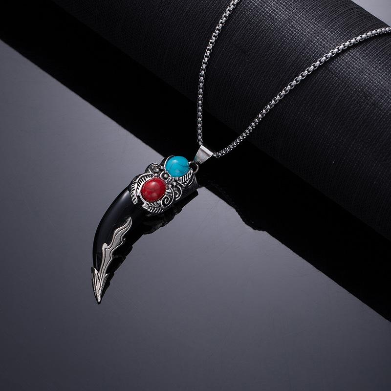 Retro Ethnischer Stil Imitation Wolfszahn Edelstahl Halskette Lange Accessoires von Wolfskopf und Tigerkopf
