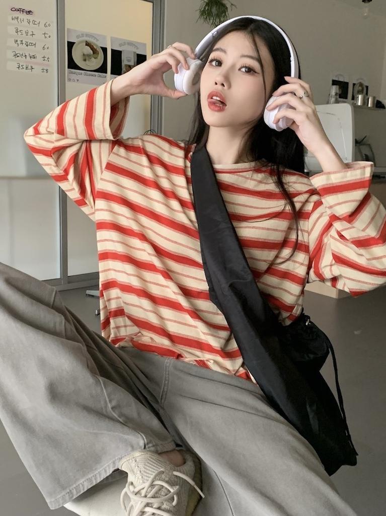 2026 Casual Women Long Sleeve Striped T-Shirt Loose Fit Casual Round Neck Spring Autumn Printed Blouse Fashion Elegant Basic Clothing