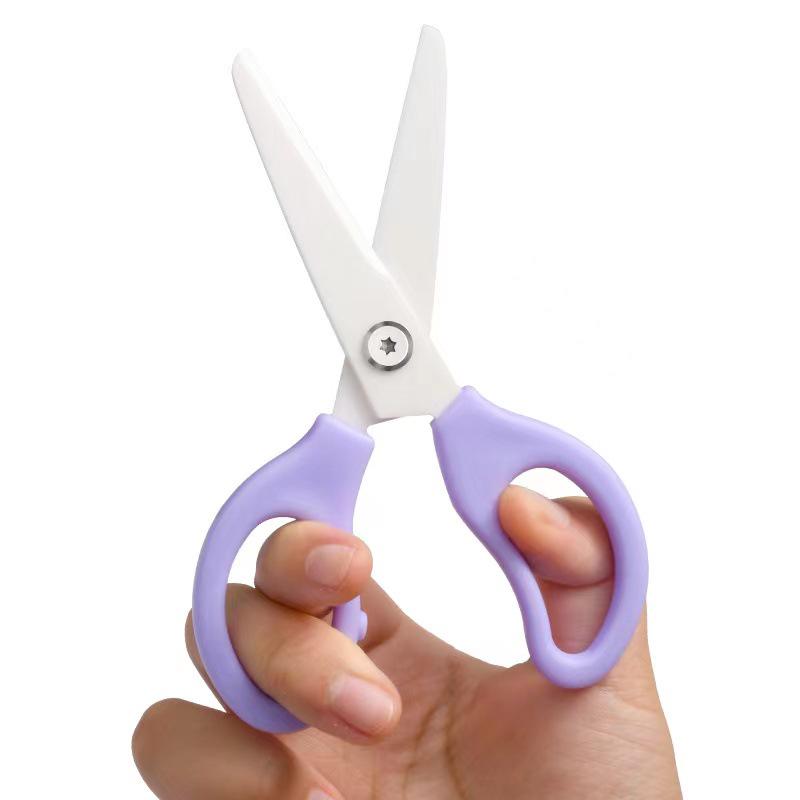 Ceramic Baby Food Scissors: Portable, Household Kitchen Tool for Cutting Vegetables, Meat, and Noodles.