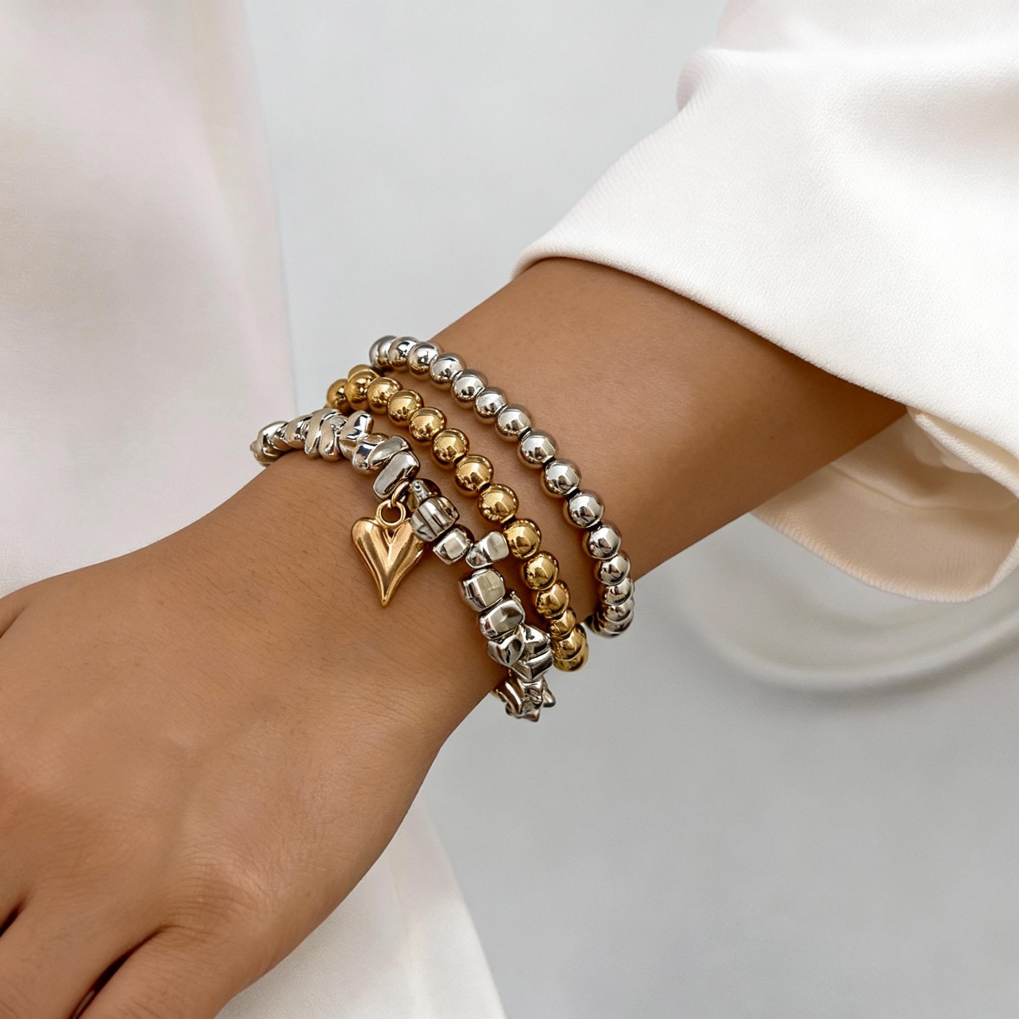 

3Pcs/Set Fashion Retro Baroque Bracelet for Women Sweet Heart Pendant Elastic String Irregular CCB Bead Stacked Bracelet Jewelry