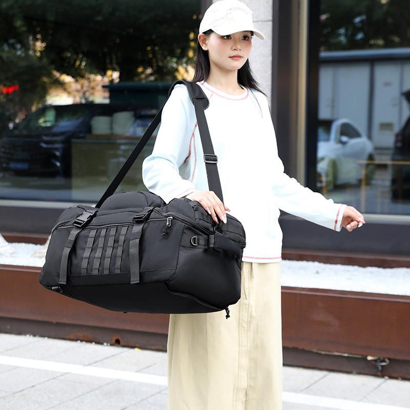 Large-Capacity Outdoor Travel Bag Duffel Gym Nylon Sports Bag For Camping Hiking Traveling Weekend Getaways