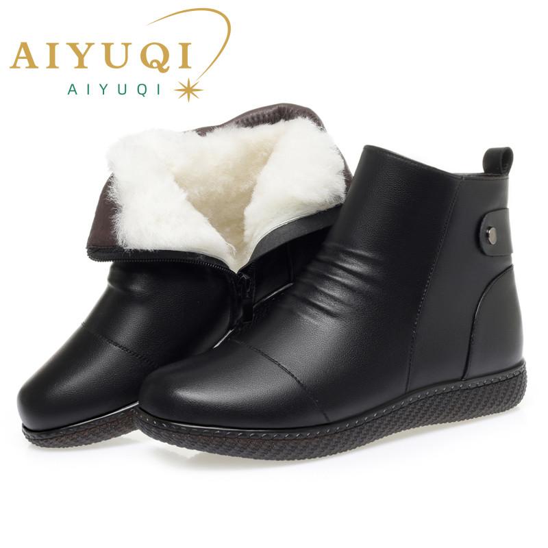 Fashion AIYUQI Snow Boots Women 2025 New Anti slip Genuine Leather Mother Boots Flat Large Size Wool Warm Women's Short Boots