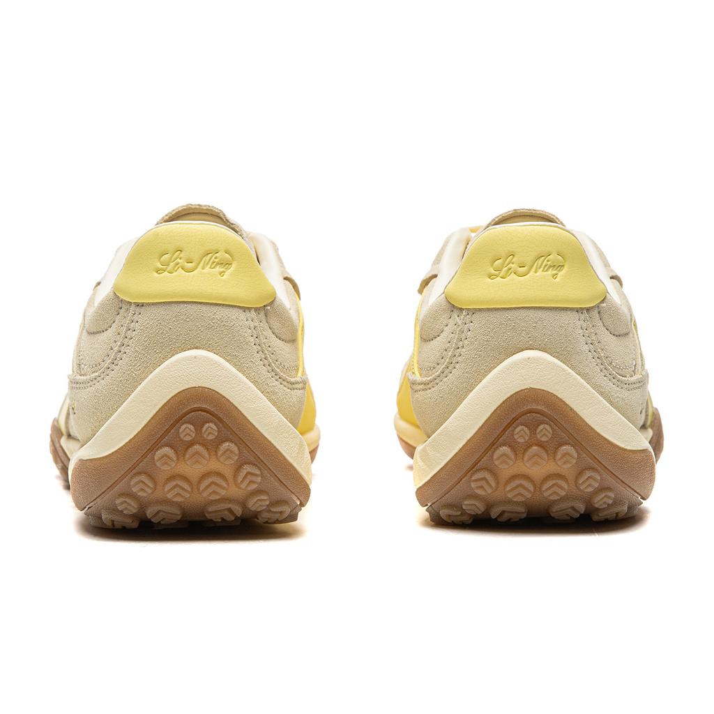 Li Ning Xingliu Abrasion Resistant, Lightweight, Balanced Low Top Casual Shoes Unisex Vanilla Yellow AGCW002-7