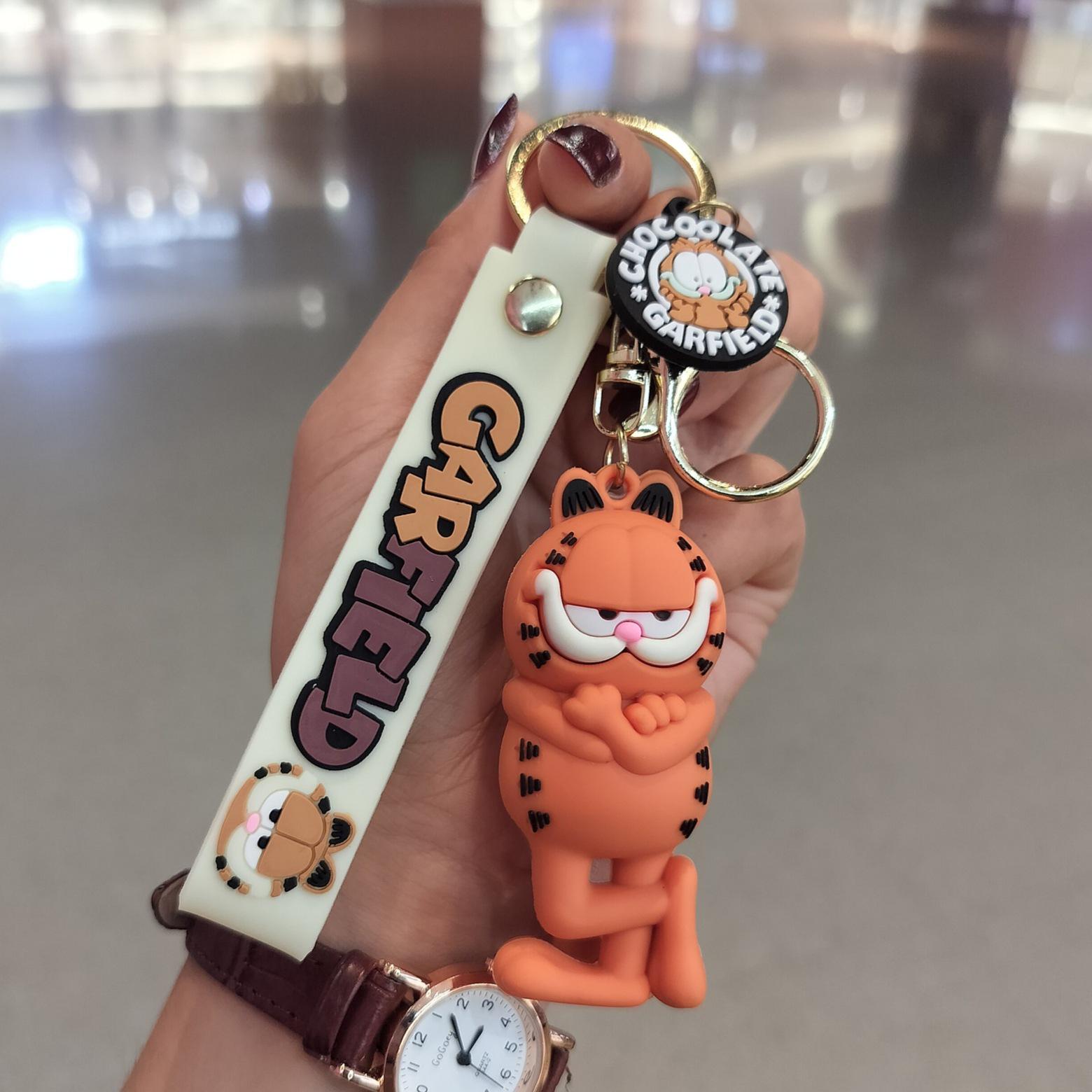 Cute Cartoon Cat Keychain: Exquisite Couple Keyring & Car Pendant