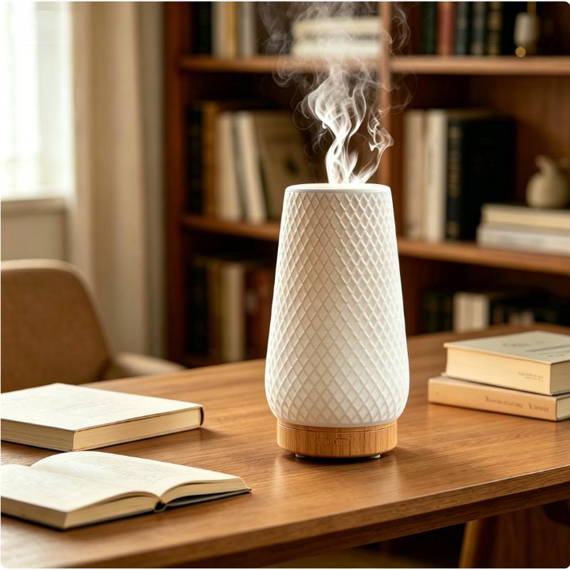 USB Desktop Aroma Humidifier: Large Mist Volume for Home & Essential Oils