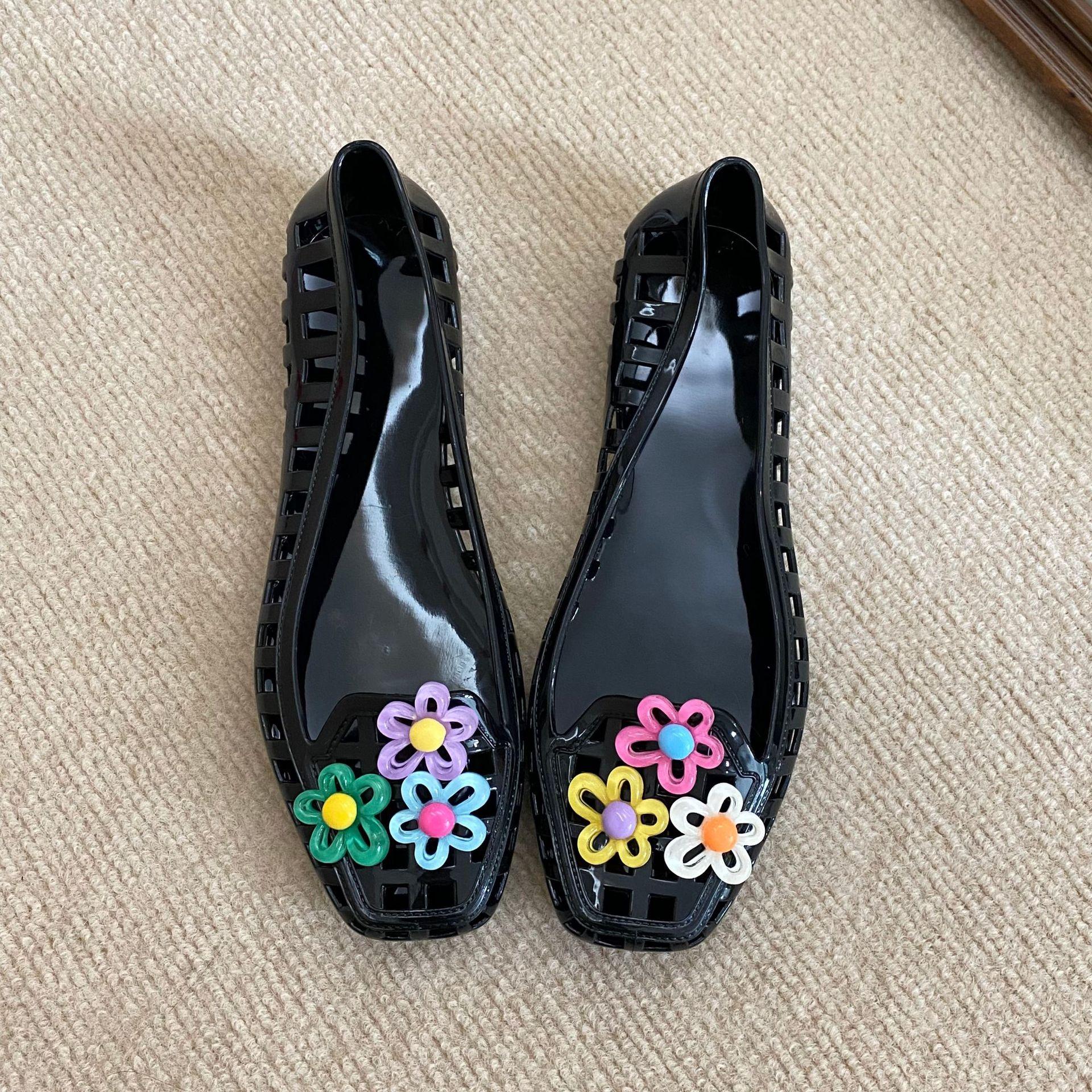 

Мода Мода Универсальная Женская Обувь 2025 Лето Новые Женские Сандалии на Плоской Подошве с Круглым Носком Простые Удобные Женские Пляжные Туфли Sandalias De Mujer 40 чёрный