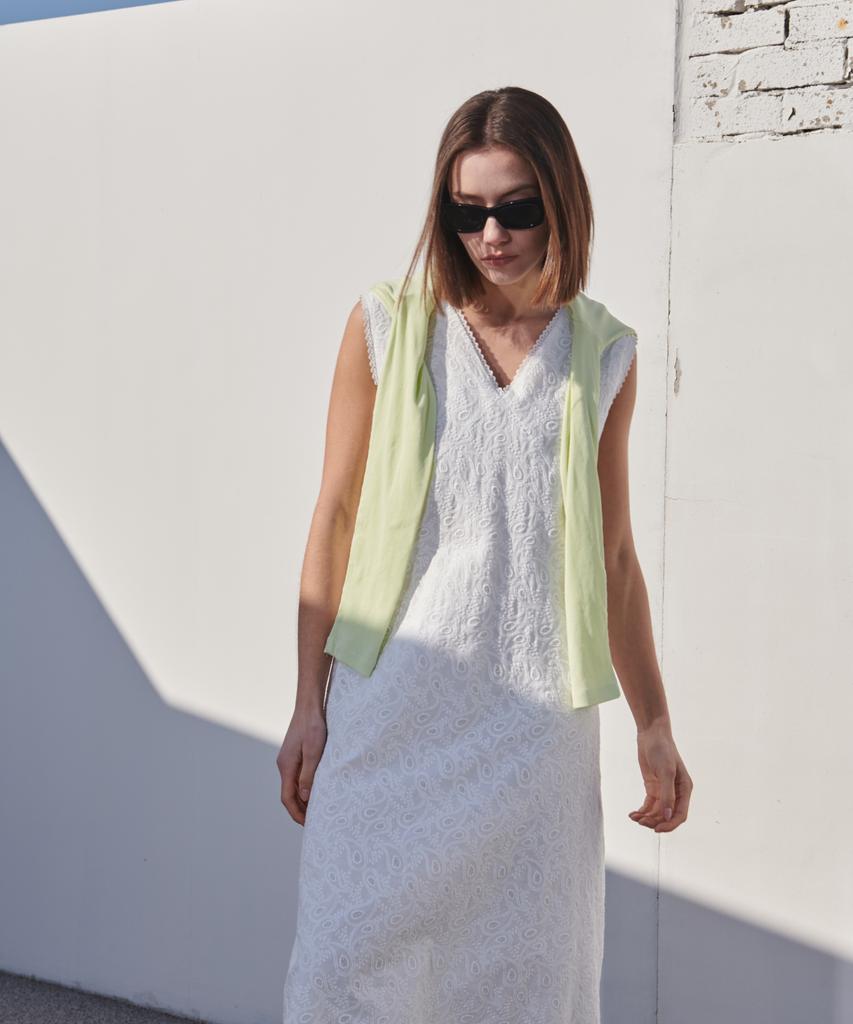 Owaiwai Eyelet Embroidery Long Dress_Ivory