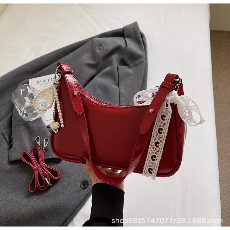 

Niche texture bag women s bag hand bag 2025 new simple dumpling bag fashion shoulder bag messenger bag бордовый