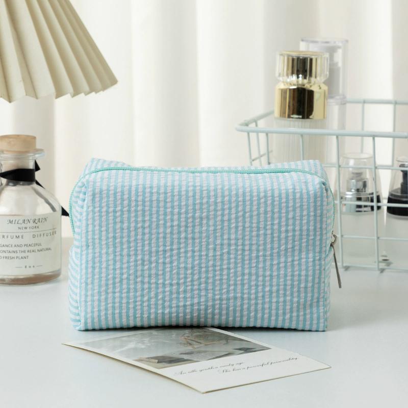 

Women Large Capacity Toiletry Bag Embroidered Striped Travel Cosmetic Storage Bag And Makeup Bag Seersucker Portable Handbag Storage