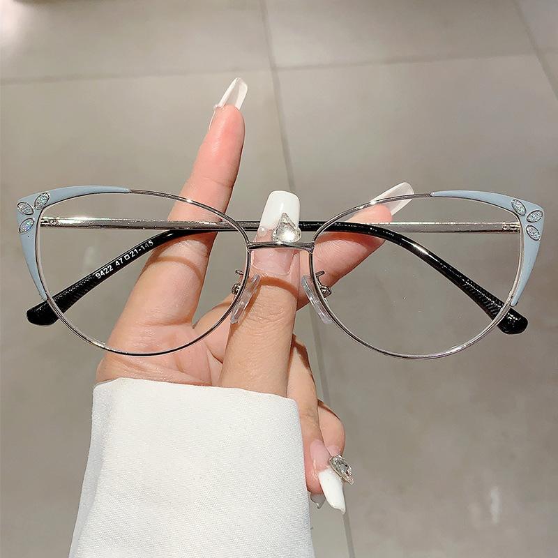 

Винтажные оптические очки «кошачий глаз» из металла с бриллиантами, защищающие от синего света, женские, дизайнерские, люксового бренда, для коррекции миопии, сексуальная оправа для очков