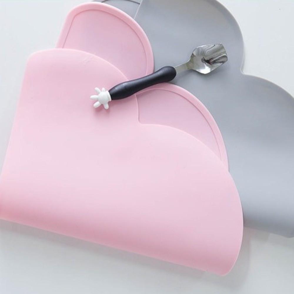 Cloud Shape Children Place Mat Waterproof Easy Cleaning Kids Plate Mat Non-Slip Heat Insulation Silicone Plates Pad