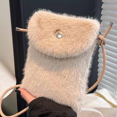 2025 New Trendy Niche Design Mobile Phone Bag Plush Autumn and Winter High Sense Foreign Style Versatile Women's Shoulder Messenger Bag