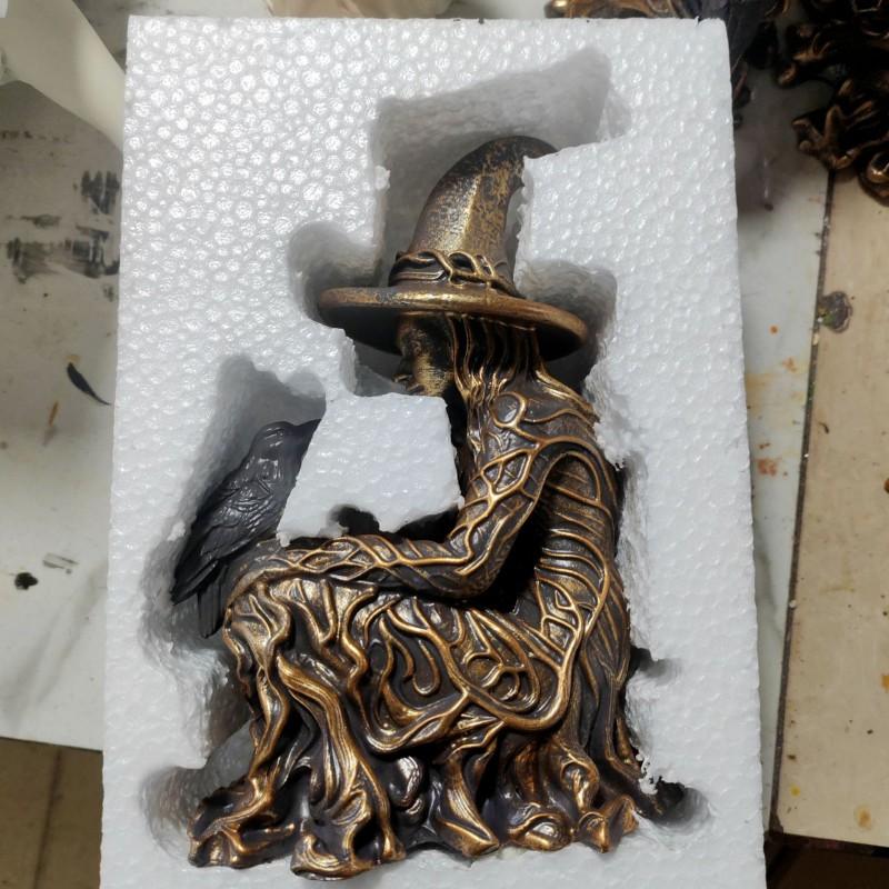 Halloween Witch Statue Resin Decor Home Living Room Party