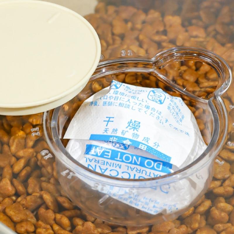 Modern Pet Food Bin 10L Sealed Keep Freshness Storage for Cats Dog Food Durable User Friendly Plastic Kitchen Organization