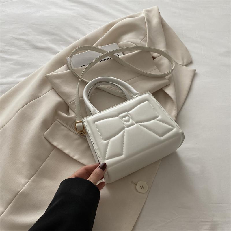 Crossbody Fashion Shoulder Bag With Bow Indentation Design For Daily Casual