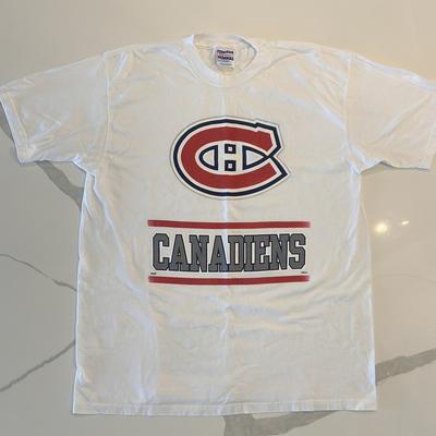 Vintage 90er Montreal Canadiens NHL T-Shirt Hergestellt in Kanada Hanes. XL Unisex T-Shirt