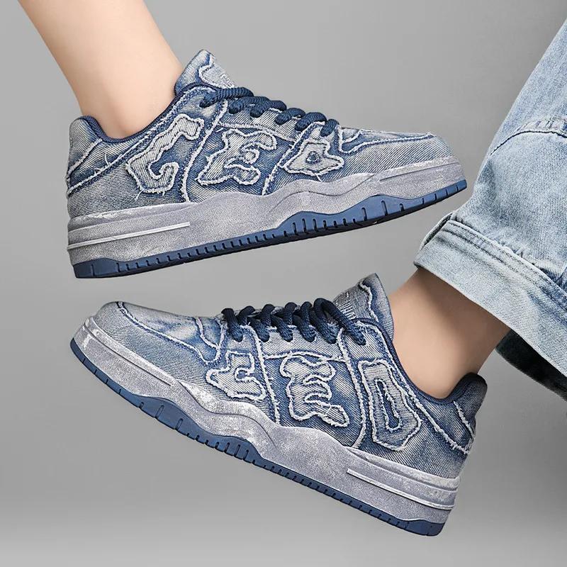 Mode 2024 Sommer Neue gewaschene Denim Paarschuhe mit weicher Sohle Lässige Dirty Board Schuhe Rutschfeste Verschleißfeste Sportschuhe für Herren