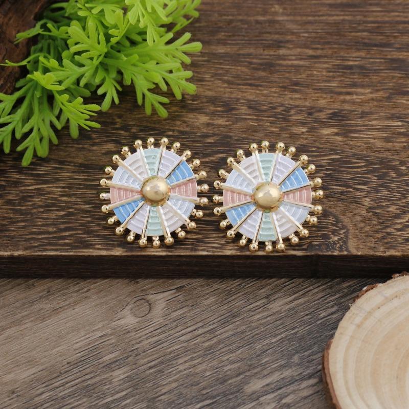 New Enamel Geometric Flower Stud Earrings Women's Fashion Simple Irregular Flower Summer Versatile Earrings