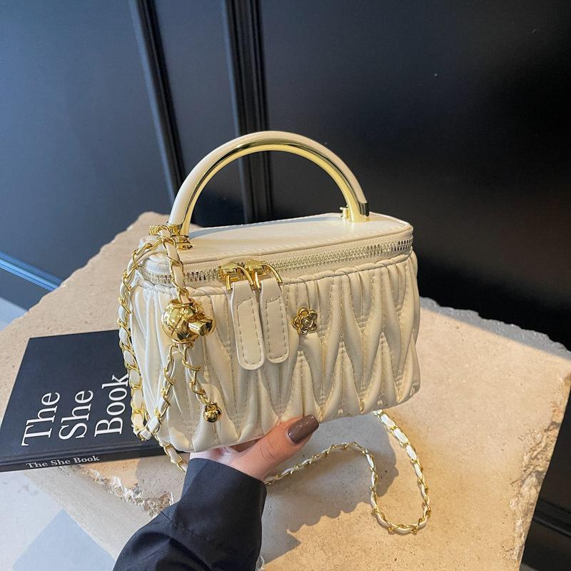 

Rhombus chain bag women s new niche design shoulder messenger bag pleated portable box bag