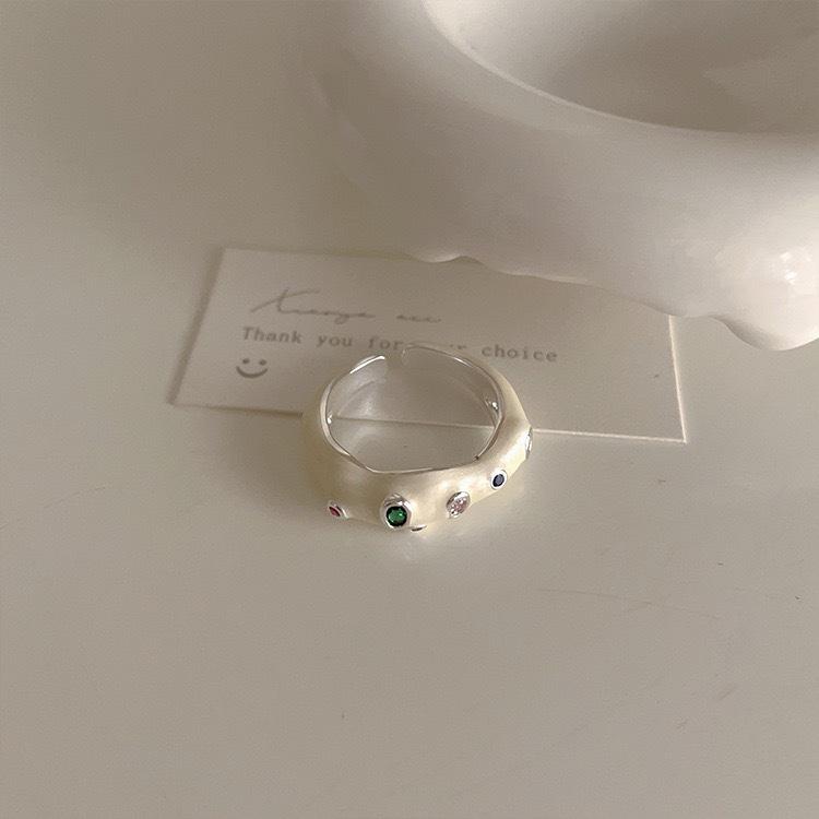 Women's High-End Creamy White Glazed Heart Ring – Fashionable Index Finger Accessory