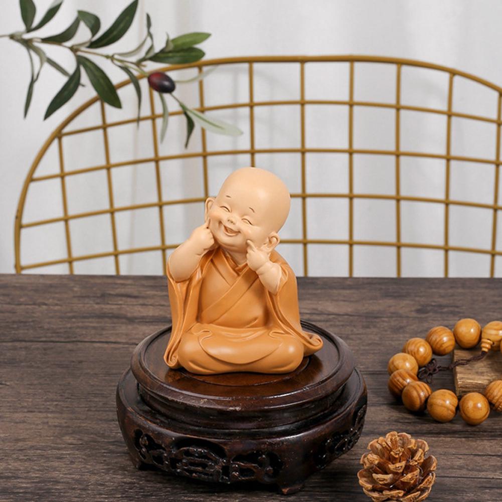Car Small Monk Buddhist Statues Ornaments Resin Buddha Figurine Sculpture Handmade Miniatures Room Decoration Crafts Gifts