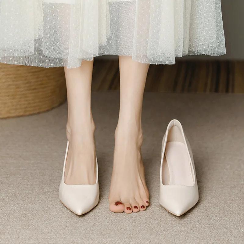 Fashion Women Pointy Chunky Heels Summer Fashion Pointed Toe Thick Heel Soft Sexy Pu Leather Slip On Pumps Nude Casual Dress Shoes