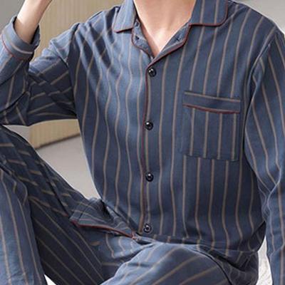 Home Wear Set Nachtwäsche Bedruckte Familien-Loungewear Stilvolles Herren-Pyjama-Set für Frühling/Herbst mit Reverskragen und langen Ärmeln