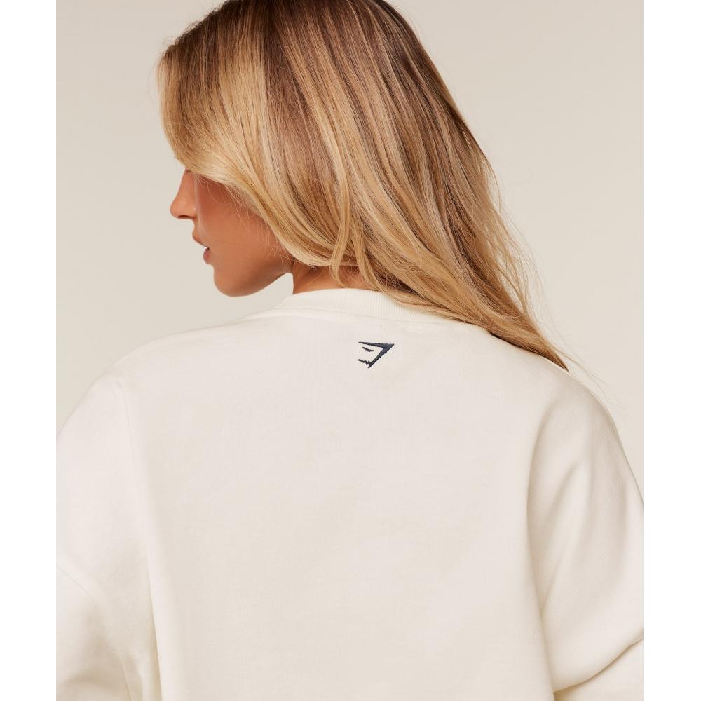 Gymshark Collegiate Graphic Crew Neck Pullover Gs Soft White B4c8z Wcmy