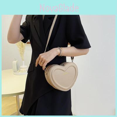 Trendy Women's Bag With Fresh Design 2022 New Love Bag Chic Girl Bag Heart-shaped Single Shoulder Crossbody Bag Mini Bag