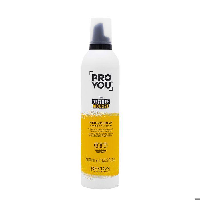Mousse à tenue moyenne idéale pour définir votre style et façonner les cheveux avec vos mains.