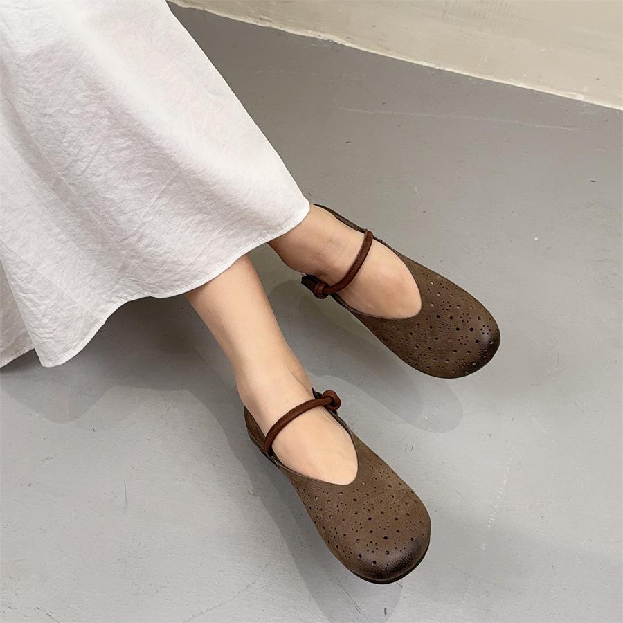 Johnature Breathable Genuine Leather Soft Soled Women's Shoes Summer New Retro Hollow-out Flat Sandals