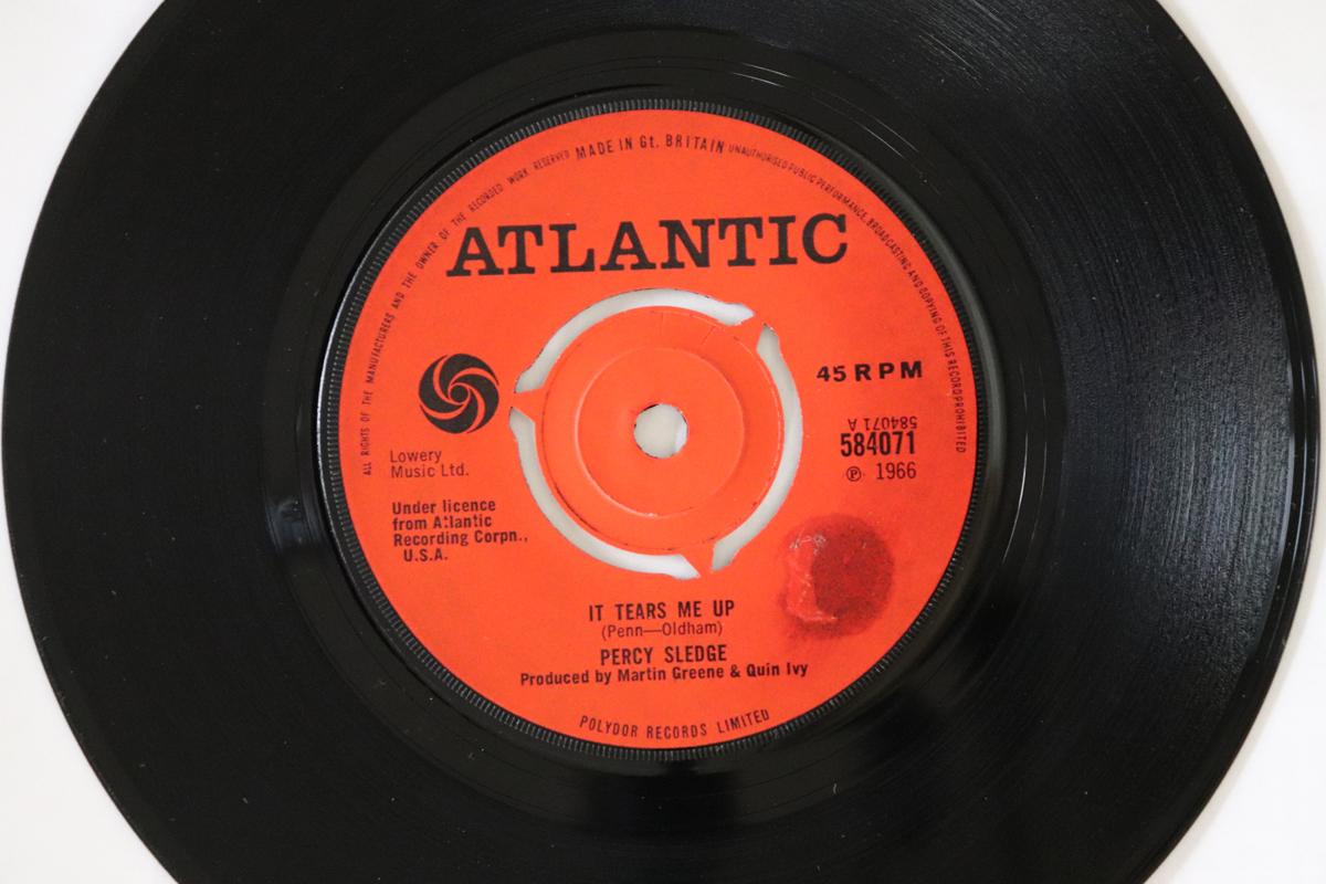 

7inch Record PERCY SLEDGE - It Tears Me Up 584071 Atlantic 1966 UK Soul/Funk Used