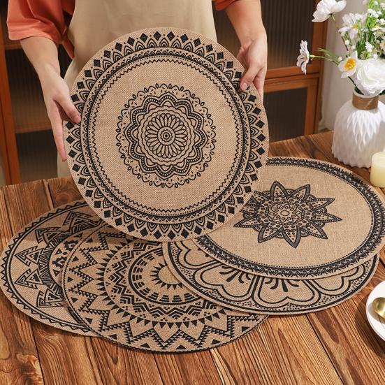 Placemat Reusable Heat Insulating Heat Resistant Table Mats Wear-Resistant Stain-Proof Protection for Home