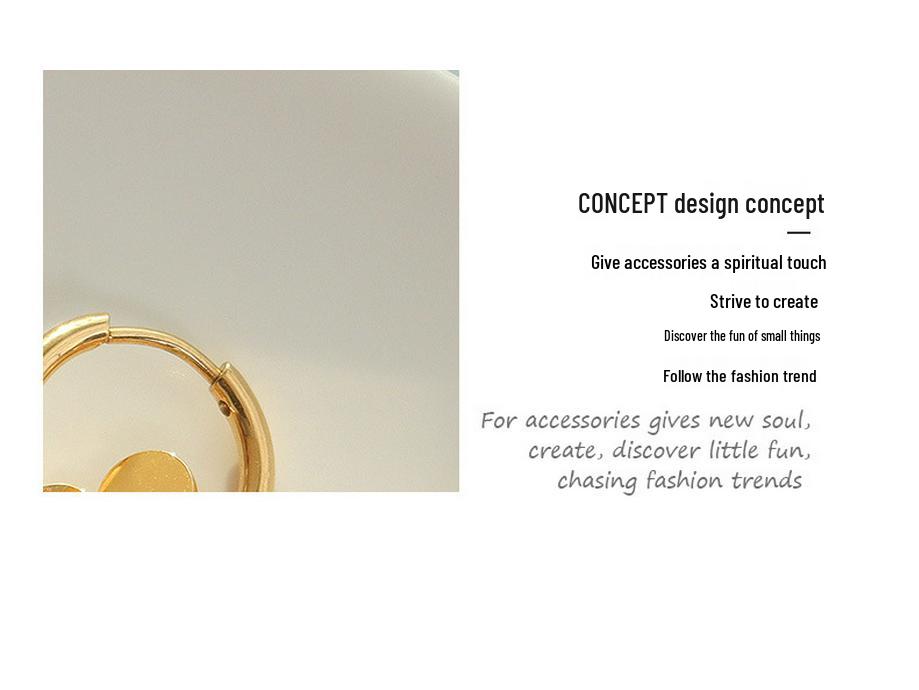18K Gold Plated Stainless Steel Christmas Flower Ear Cuffs - European & American Style, Influencer-Approved, Cute Earrings.