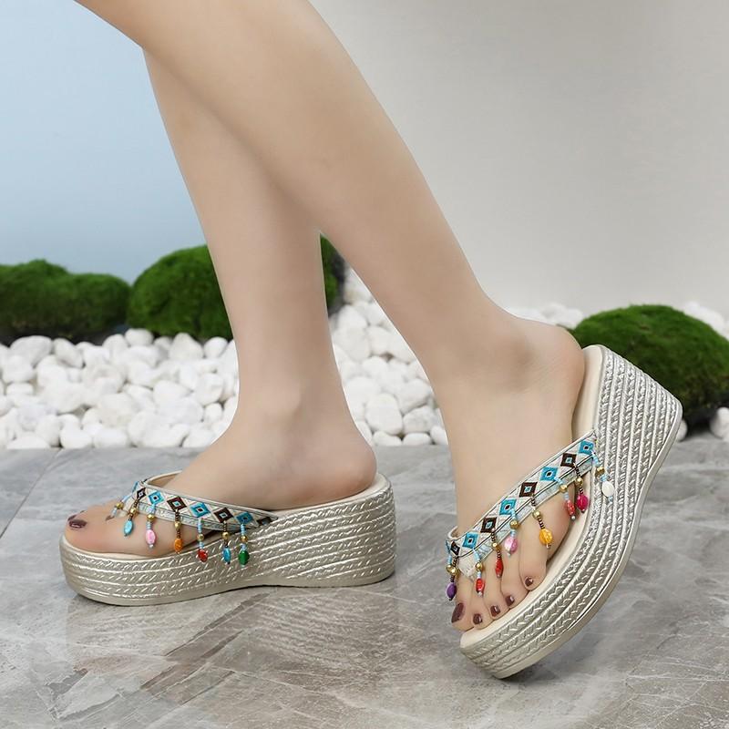2025 Summer New Women's Slippers Ethnic Wind Slope Heel Comfortable Toe Flip-flops Fringed Decorative Elegant Beach Shoes