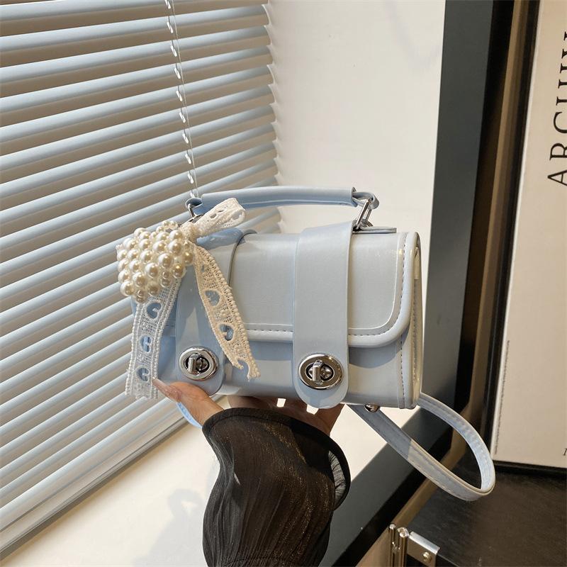 

Высококлассная нишевая сумка женская летняя новая модная сумка-мессенджер портативная сумка-подушка Кембридж Without pendant синий