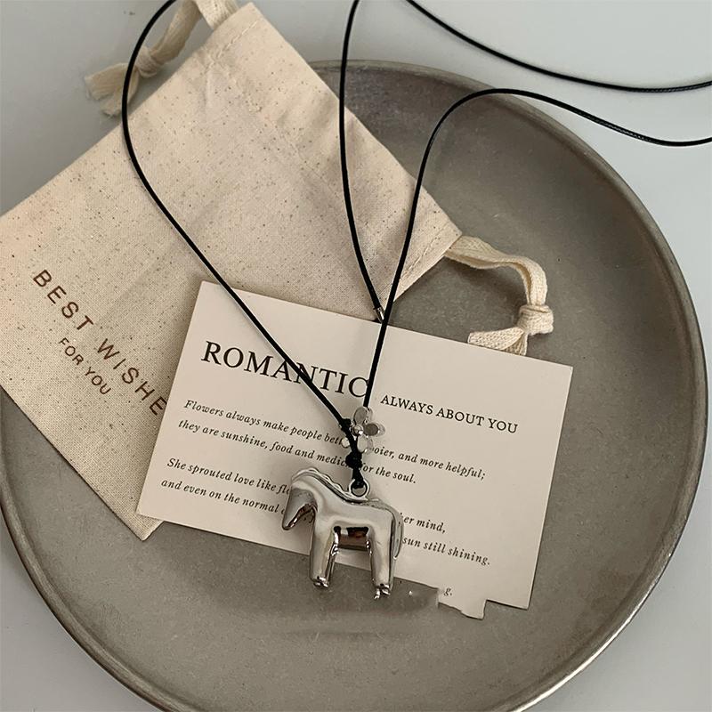 

Модные металлические длинные серебристые ожерелья с подвеской в виде пони для женщин, ожерелье с мультяшной лошадкой, ювелирные аксессуары, подарок A1