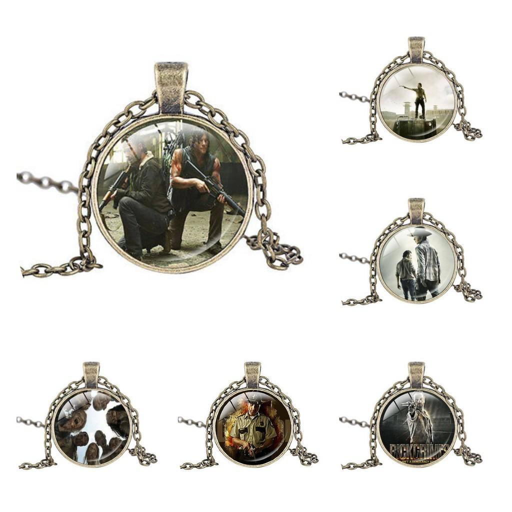 Elegant Geometric Pendant Necklace For Women With Shiny Artificial Crystal Charm