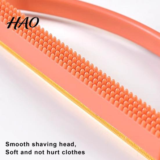 Practical Pet Hair Remover Portable Scraper Cat Dog with Long Handle Anti-Slip Easy Operation Epilator Curved Grip Reusable Widened Coverage Area Ball