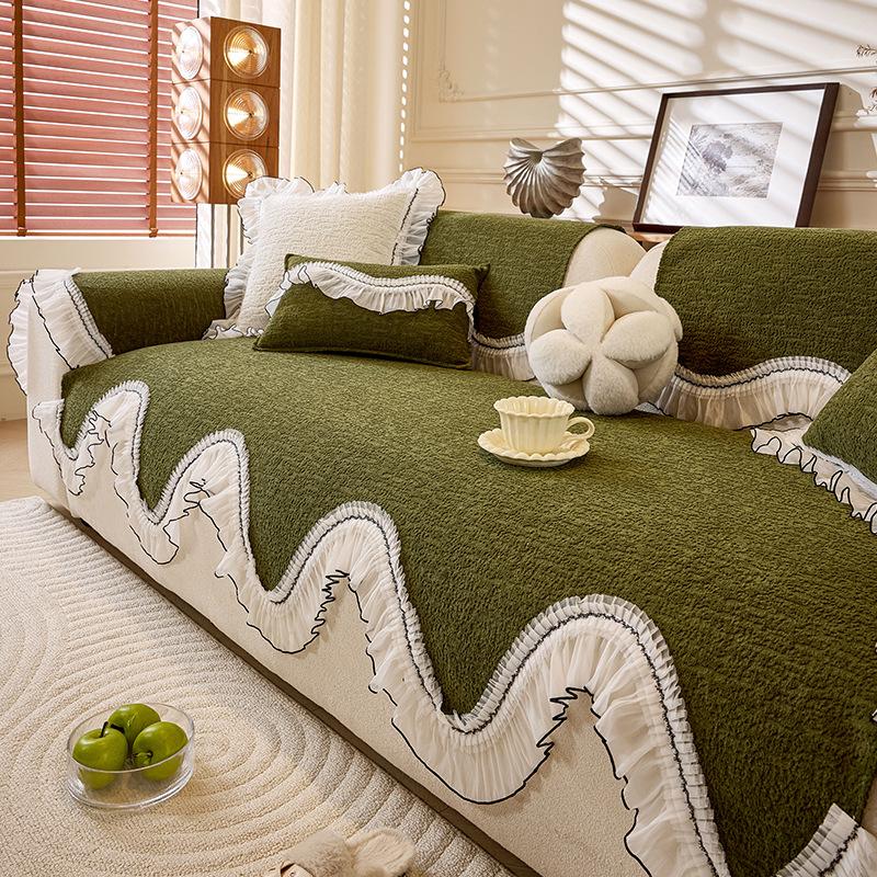 

French Retro Special-Shaped Sofa Cushion Cover New Four-Season Universal Seat Cushion Cover Fixed Seat Cushion 70*70cm