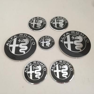 Accesorios de exterior – Emblemas