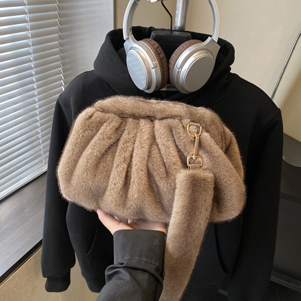 Single Shoulder Bag Comfortable Imitati Mink Fur Bag Pleated Bag Plush For Evening Out Shopping Casual Outings