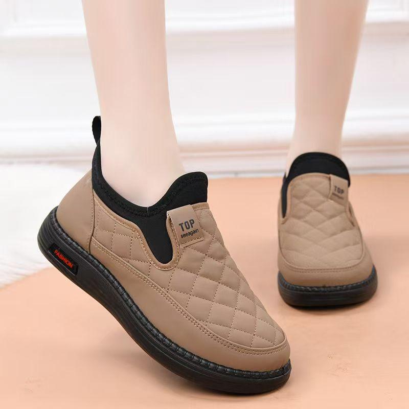Women's Winter New Low Top Flat sole Cotton Shoes Soft Sole Non Slip Waterproof Plush Warm Slip On Round Toe Elderly Snow Boots