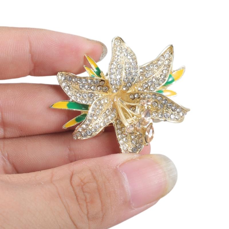 Vintage Rhinestones Lilies Brooches Artistic Lilies Brooch Charm For Women And Girls A Perfect Addition To Any Ensembles