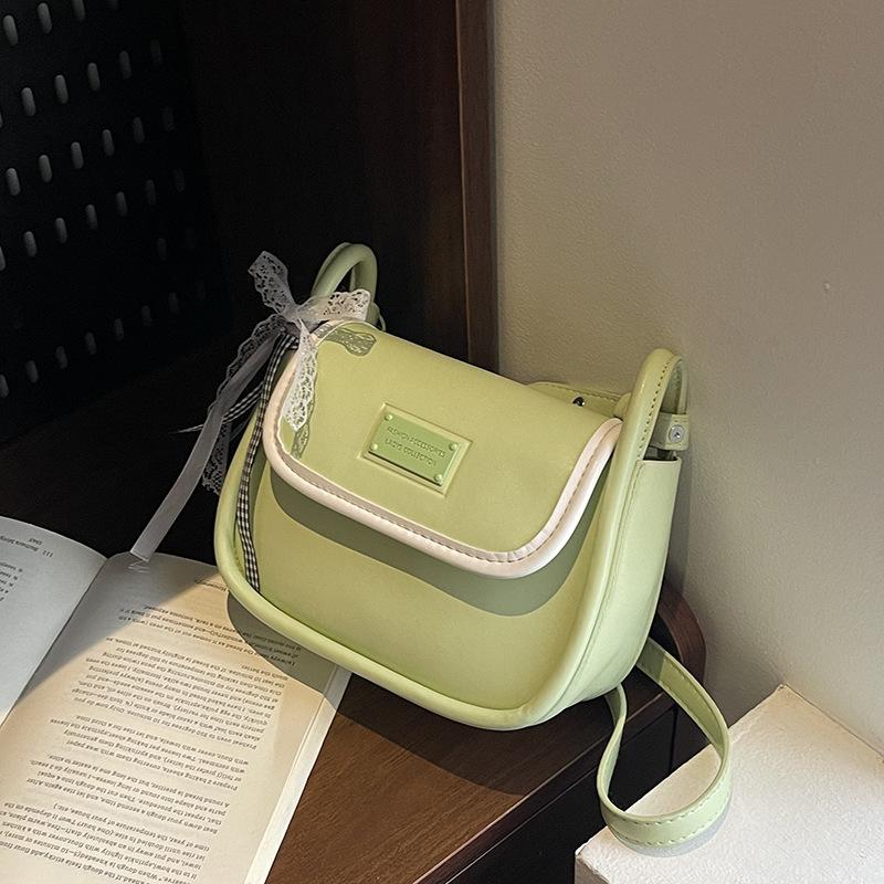 Premium Texture Niche Design Underarm Bag Women's New Popular Fashion Versatile Shoulder Messenger Bag