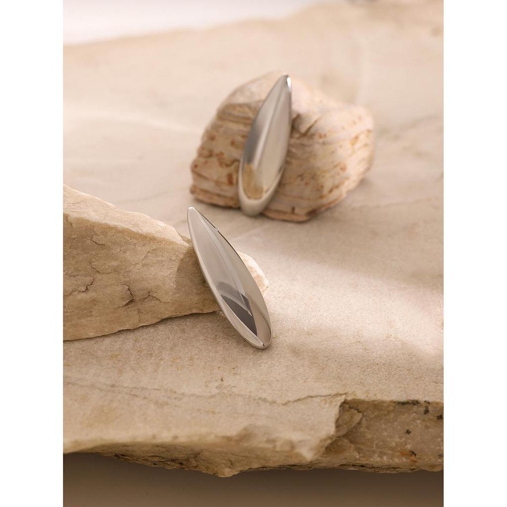 18K Gold Polished Teardrop Earrings - Minimalist High-End Titanium Steel Studs.