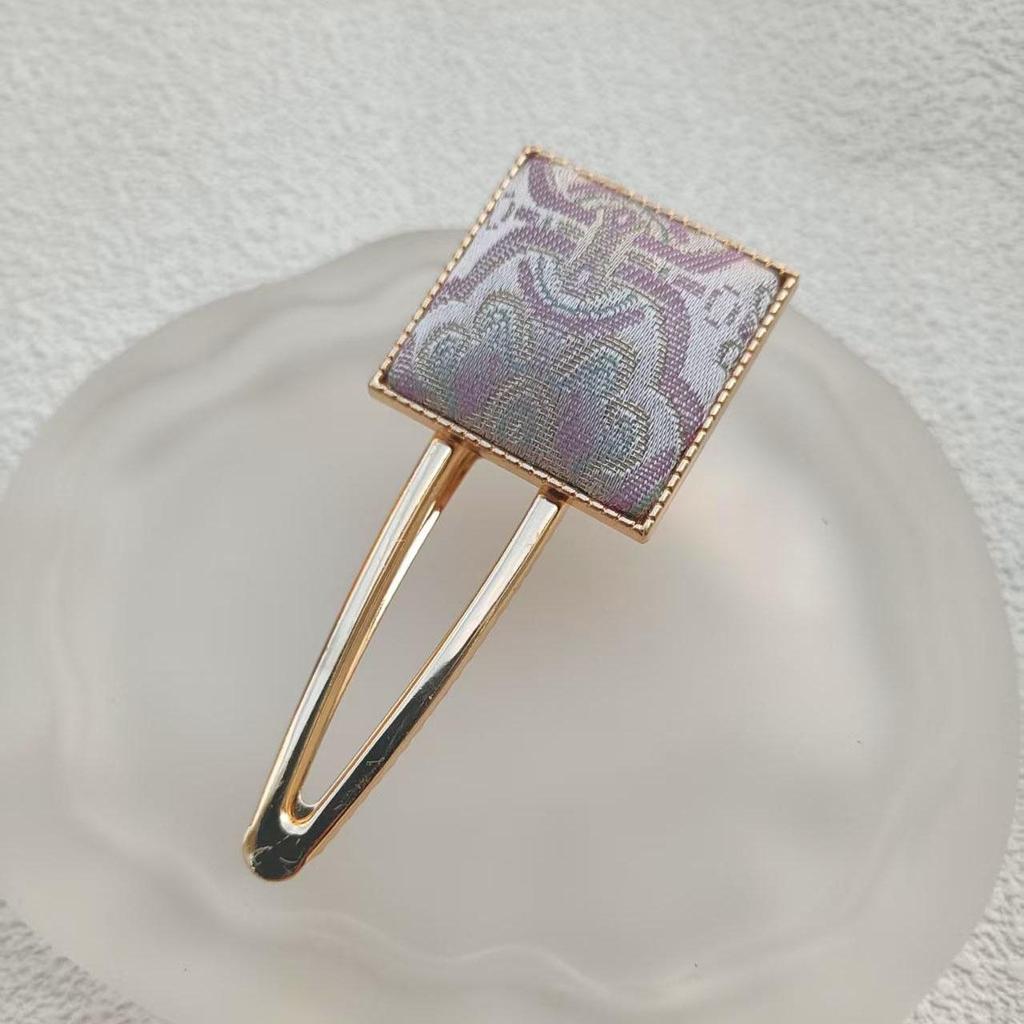 Handgefertigte chinesische bestickte Haarnadel - Brokat-Entenschnabel-Klammer