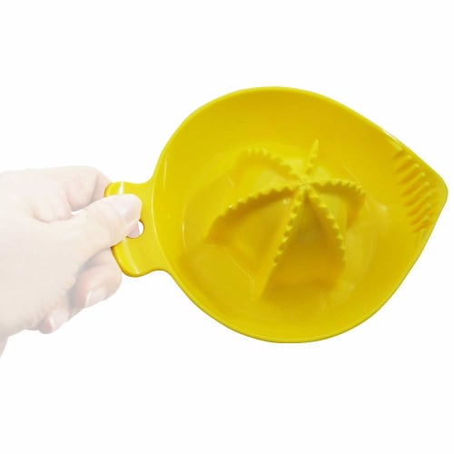 Kai KAI Grapefruit Juicer Broad Beans Squeezing Firmly with Light Force Made In Japan DH2623 Grapefruit Juicer