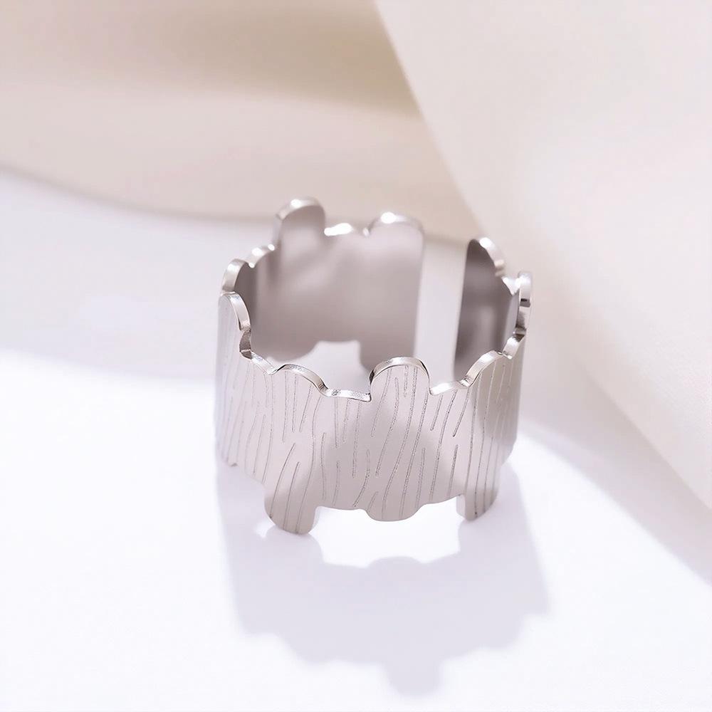 European & American Light Luxury Adjustable Wood Grain Wide Ring